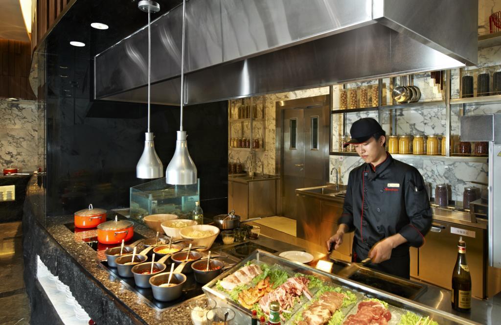 Hotel Nikko Tientsin Dış mekan fotoğraf A live kitchen at a hotel