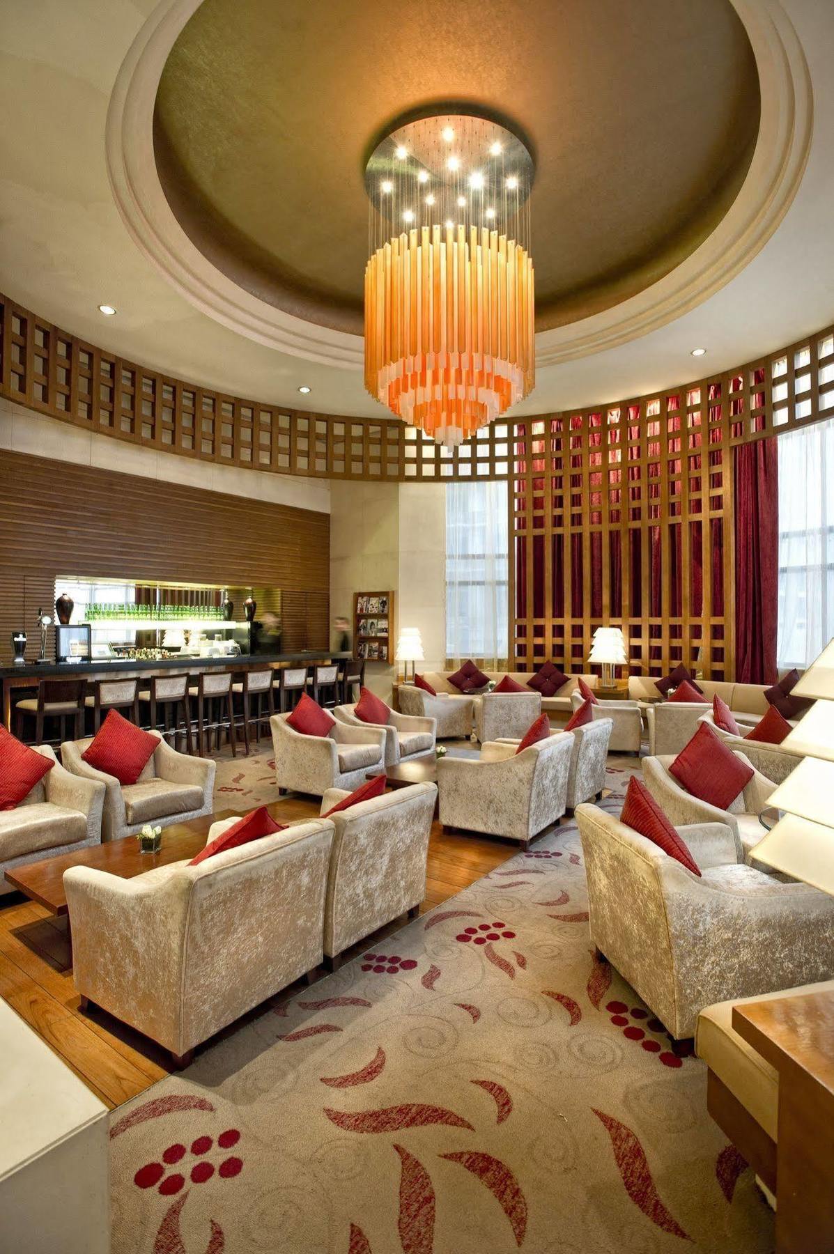Hotel Nikko Tientsin Dış mekan fotoğraf The lounge at the airport
